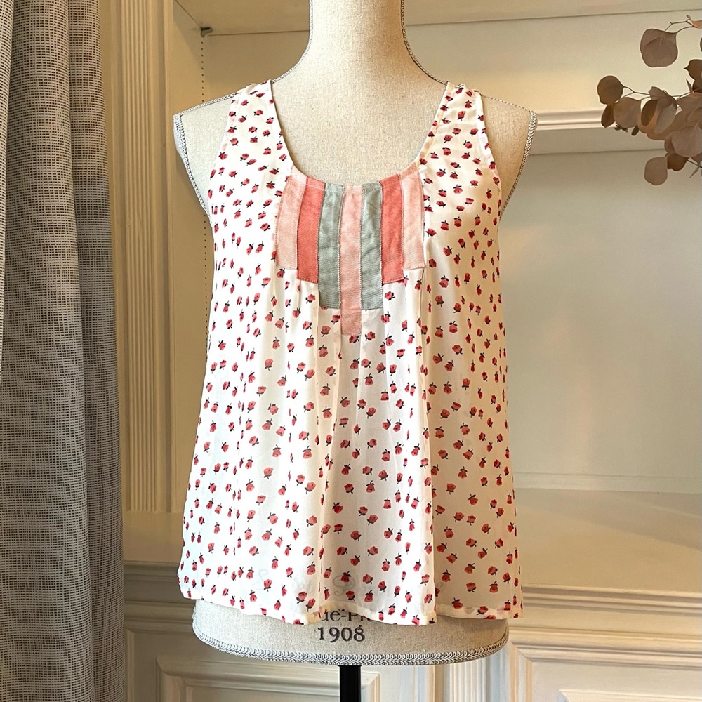 Chloe K Women’s Floral Tank Top size M